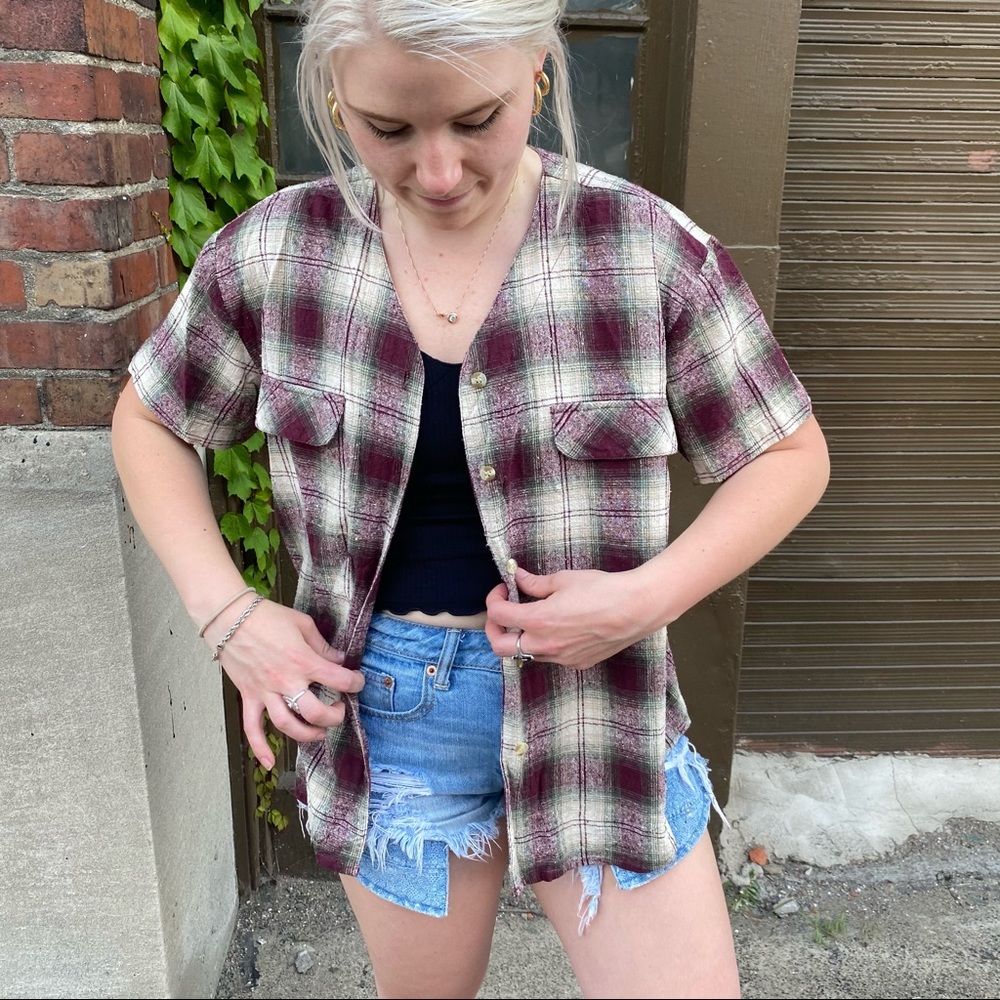 VINTAGE Silk Flannel Short Sleeve Button Up duster - Picture 5 of 6